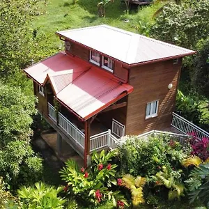 le-mahogany-lodge.comcaribbean.com/
